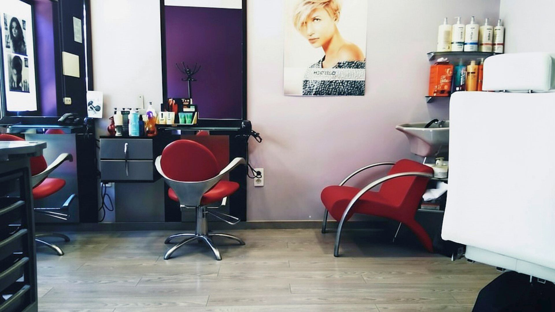 Interior del salón Peluquería Ana en Boiro